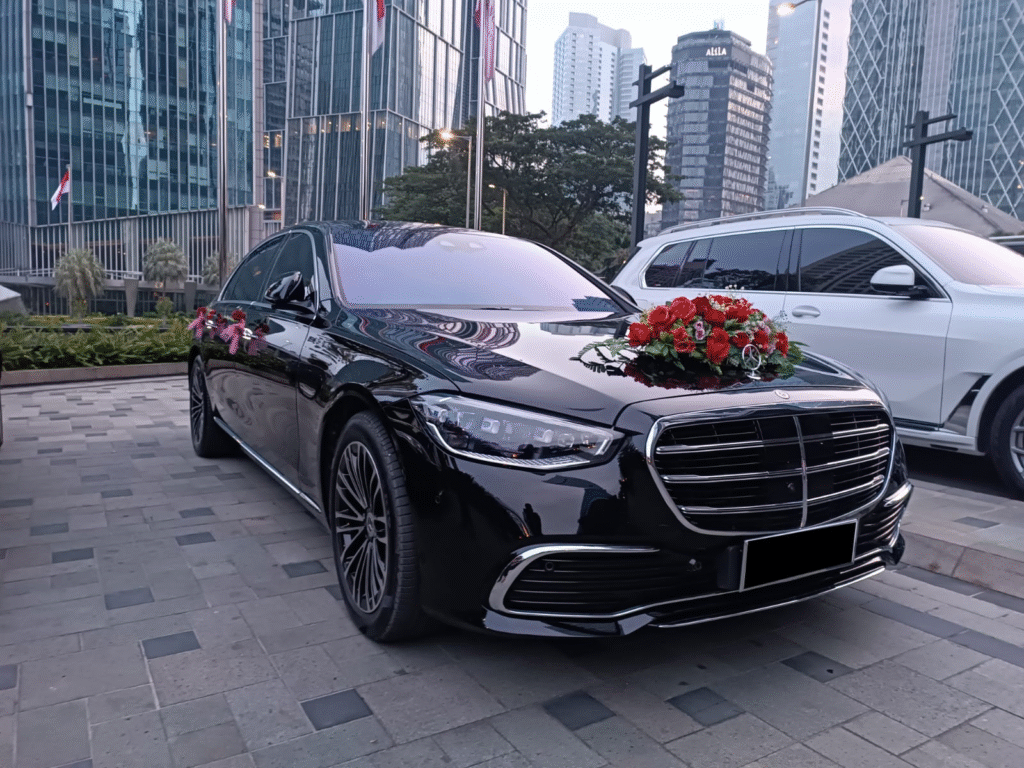 sewa mobil pengantin bandung, mobil pengantin mewah bandung, rental mobil pernikahan, dekorasi mobil pengantin, vendor wedding bandung