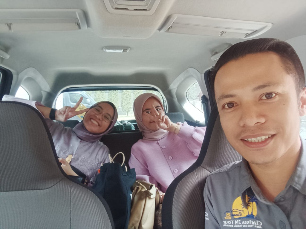 Keunggulan Menggunakan Sopir Lokal Bandung untuk Wisata